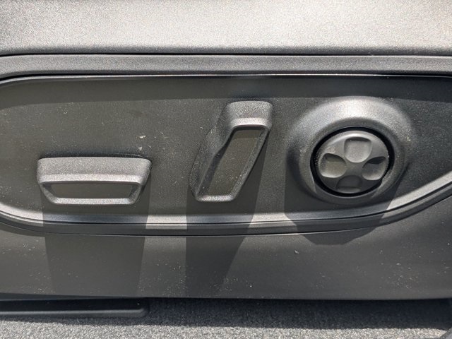 new 2025 Jeep Grand Cherokee car, priced at $39,220