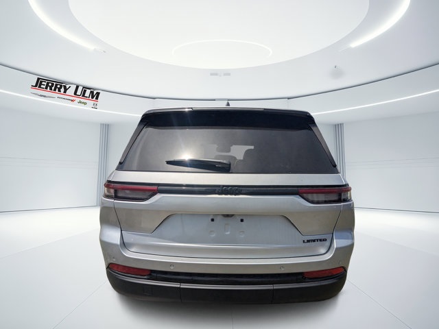 new 2025 Jeep Grand Cherokee car, priced at $39,220