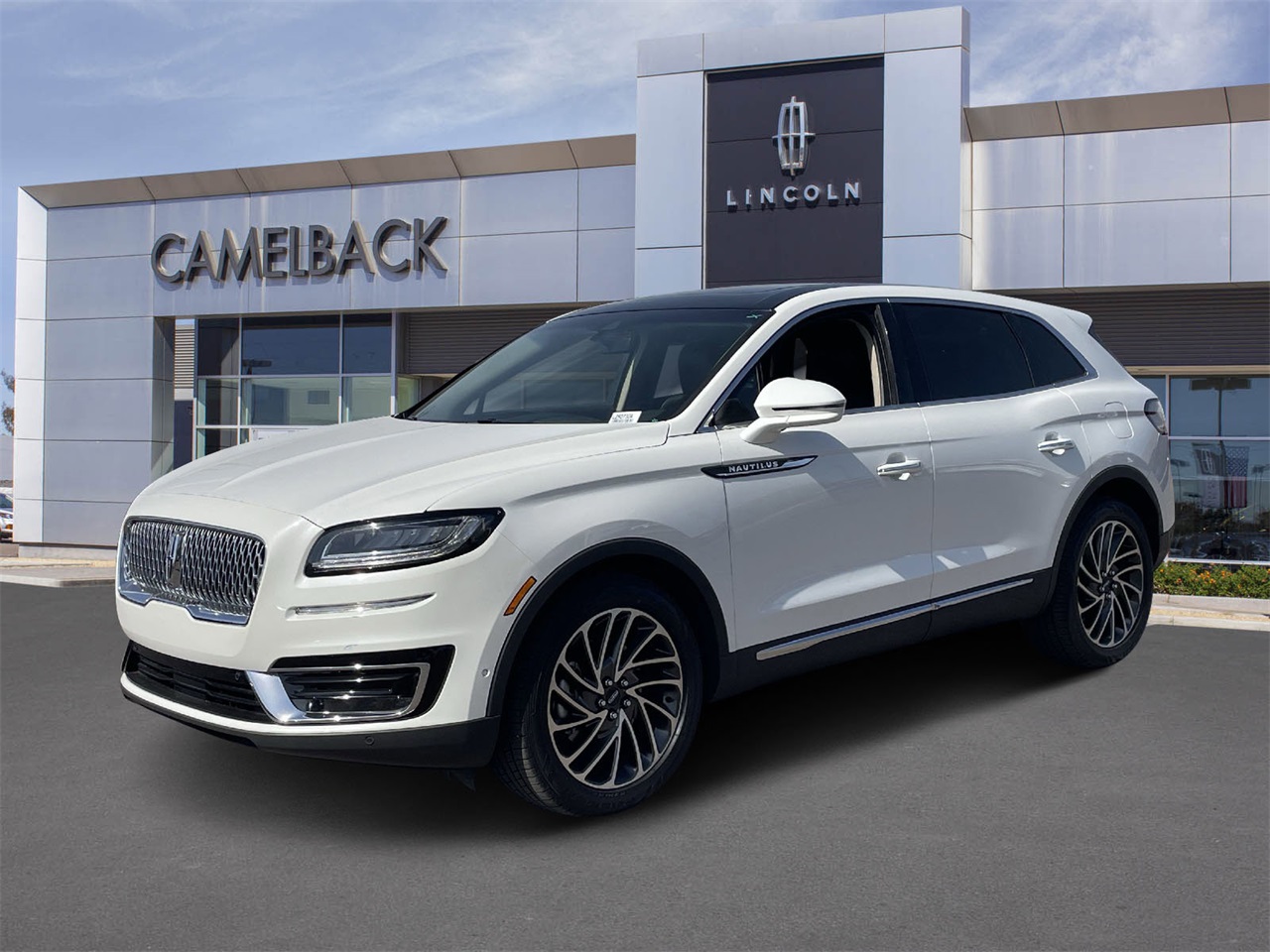 used 2020 Lincoln Nautilus car, priced at $25,284