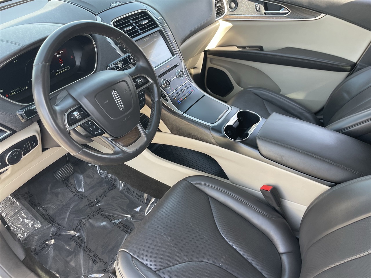 used 2020 Lincoln Nautilus car, priced at $25,284
