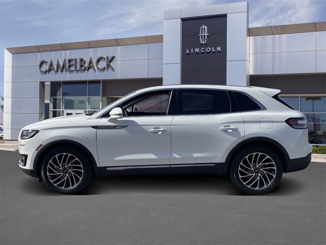 used 2020 Lincoln Nautilus car, priced at $25,284