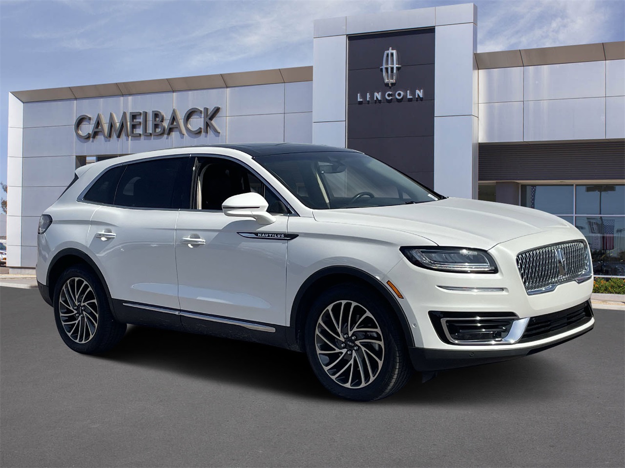 used 2020 Lincoln Nautilus car, priced at $25,284