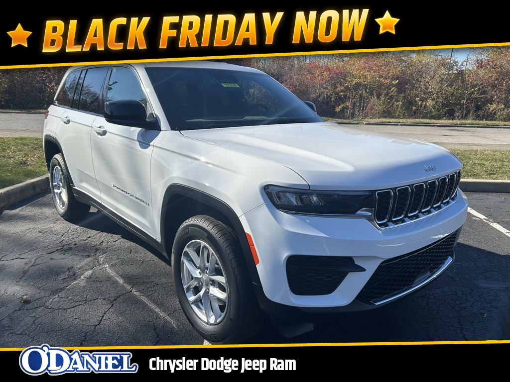 new 2025 Jeep Grand Cherokee car, priced at $35,999