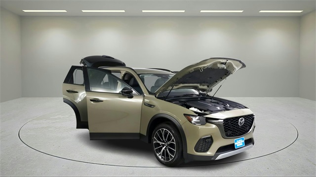 used 2025 Mazda CX-70 PHEV car, priced at $49,997