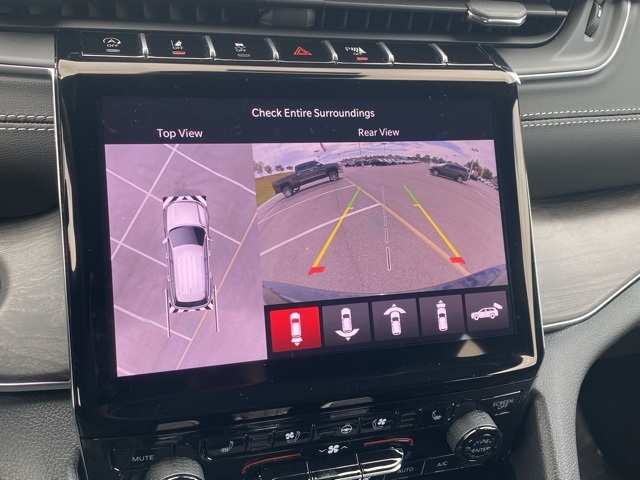 new 2025 Jeep Grand Cherokee car, priced at $57,714