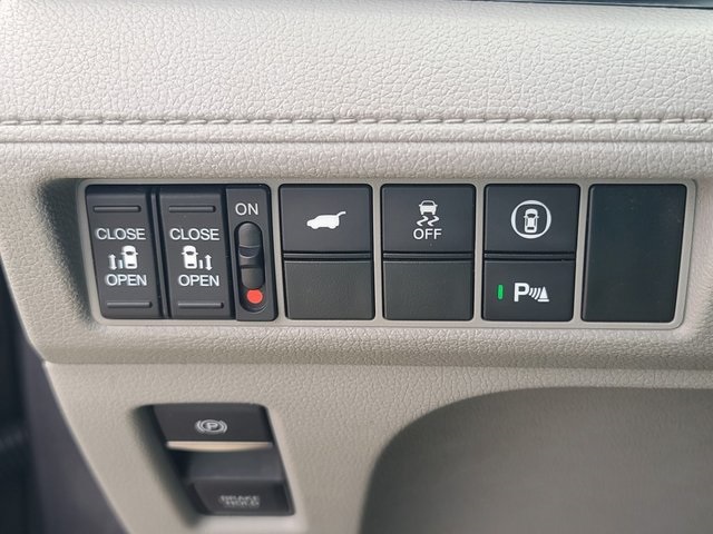 used 2023 Honda Odyssey car, priced at $37,250