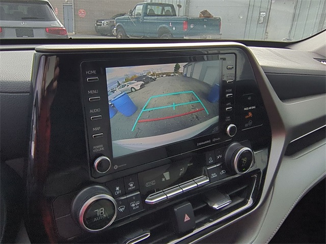 used 2021 Toyota Highlander car, priced at $22,911