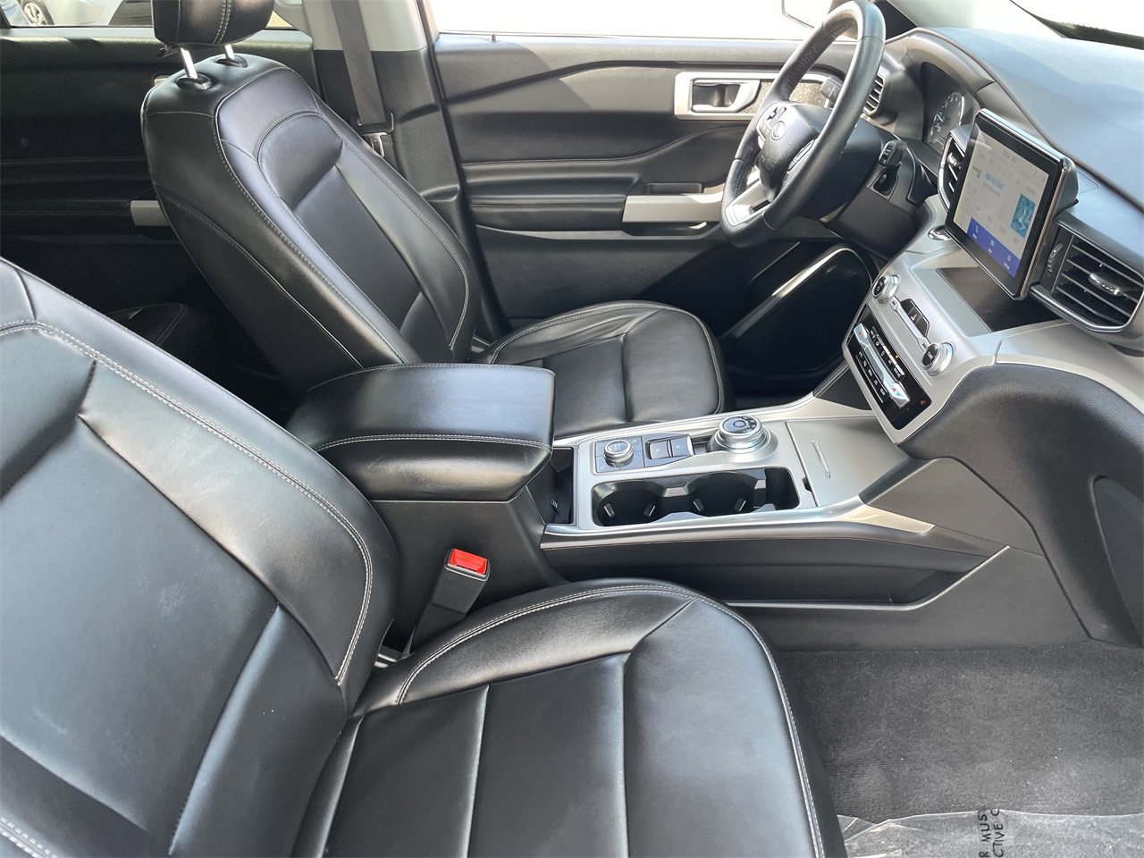 used 2024 Ford Explorer car, priced at $30,903