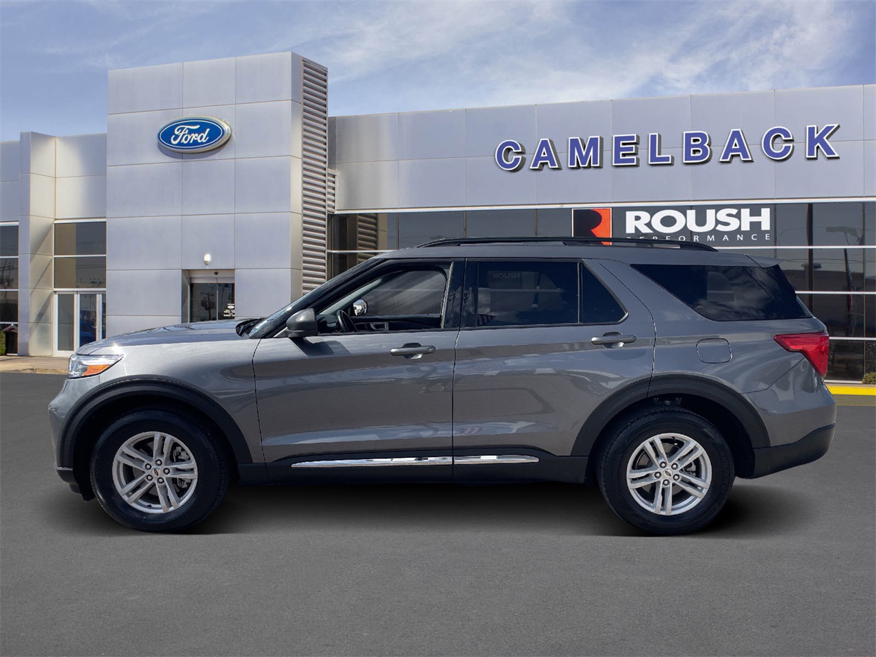 used 2024 Ford Explorer car, priced at $30,903