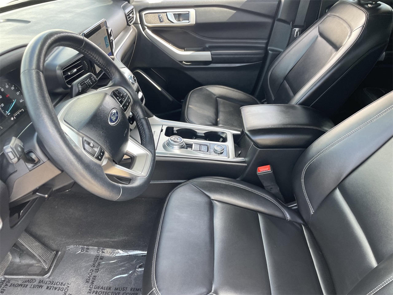 used 2024 Ford Explorer car, priced at $30,903