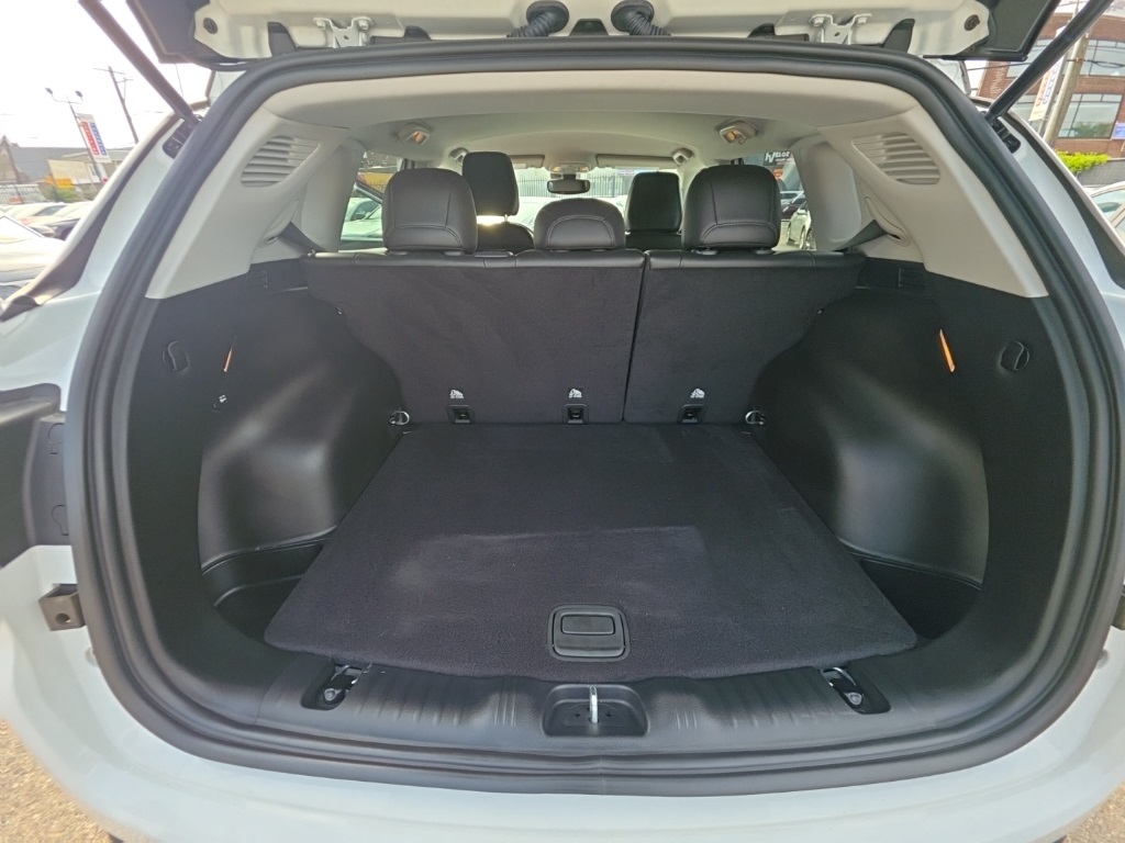 used 2022 Jeep Compass car, priced at $20,895