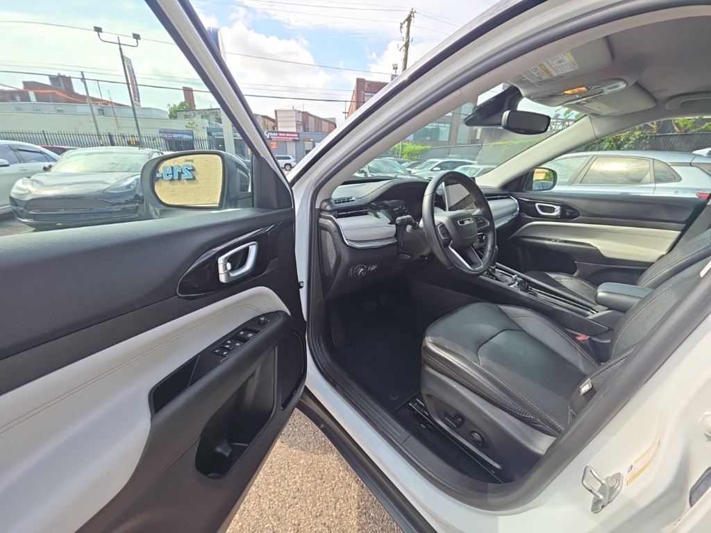 used 2022 Jeep Compass car, priced at $20,895