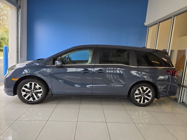 new 2026 Honda Odyssey car, priced at $44,290