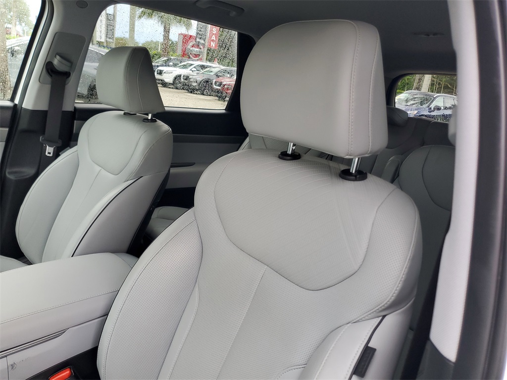 used 2023 Hyundai Palisade car, priced at $27,894