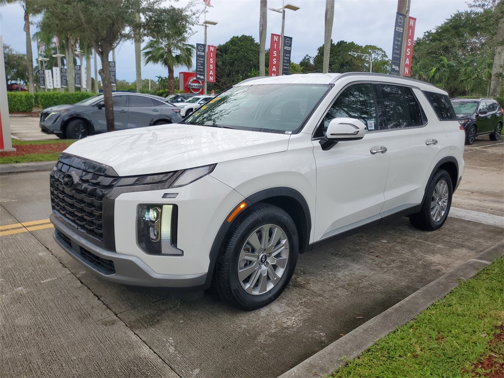 used 2023 Hyundai Palisade car, priced at $27,894