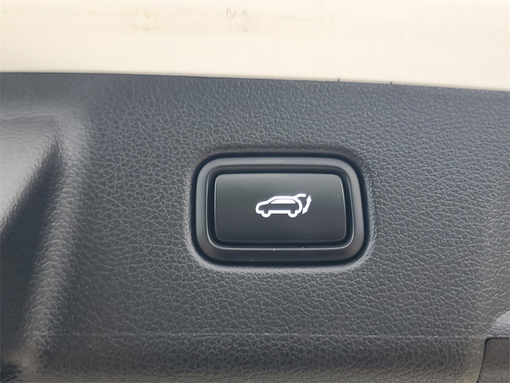 used 2023 Hyundai Palisade car, priced at $27,894