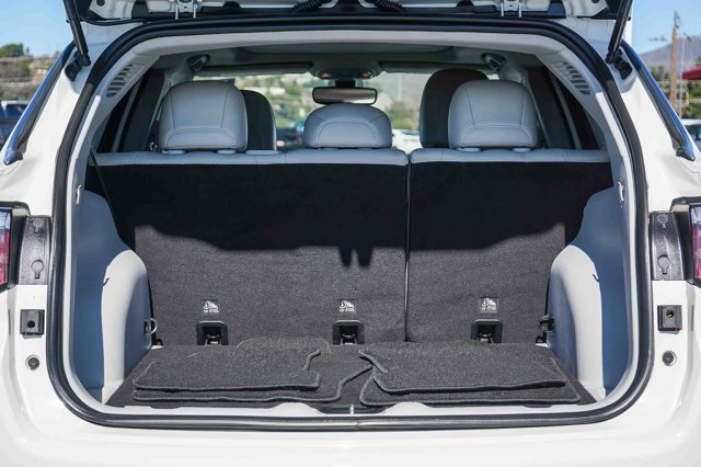 used 2018 Jeep Compass car, priced at $13,892