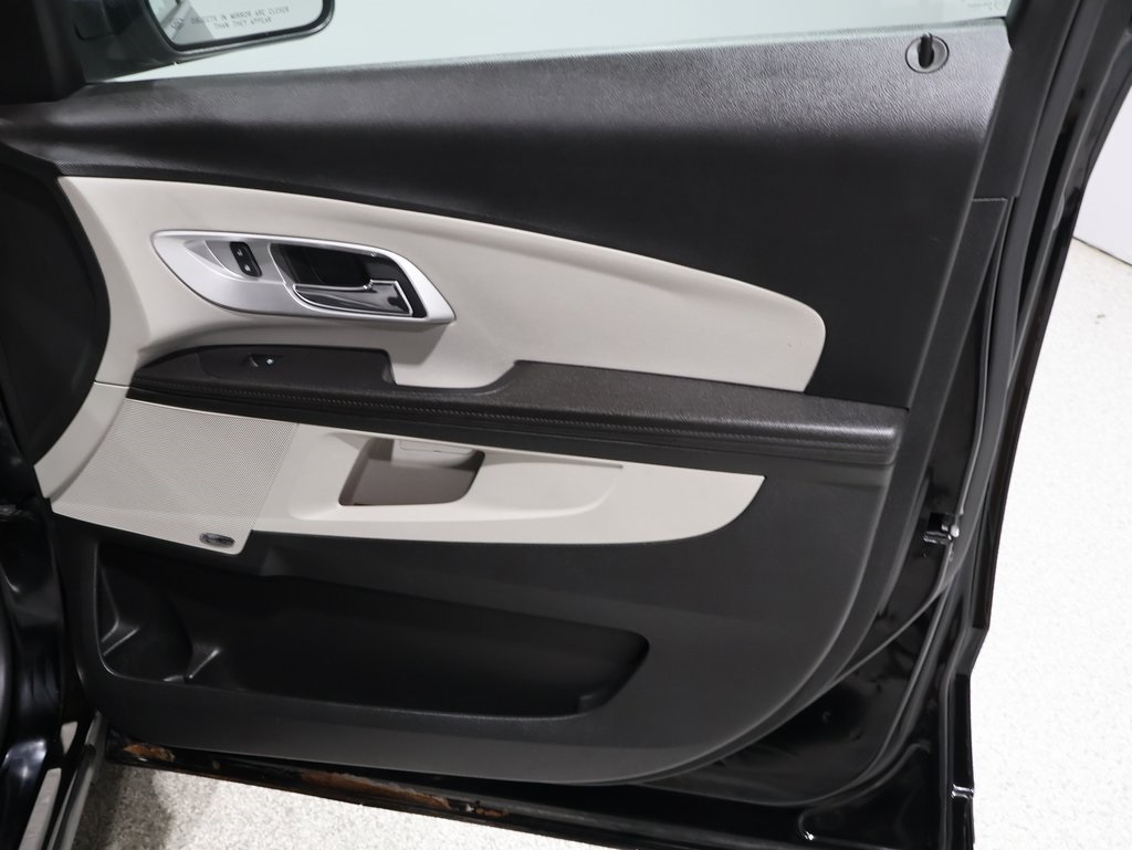 used 2017 Chevrolet Equinox car, priced at $8,500