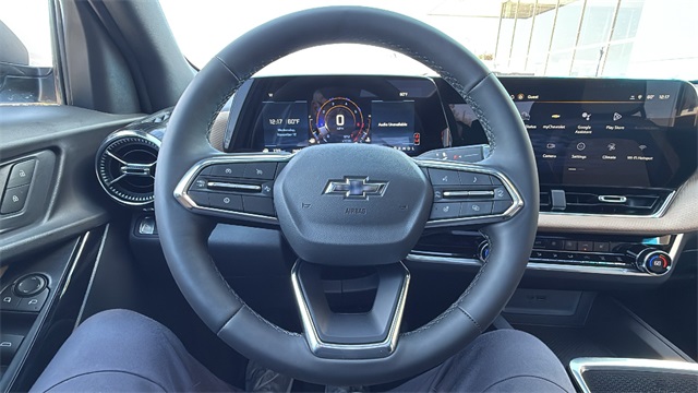 new 2026 Chevrolet Equinox car, priced at $39,665