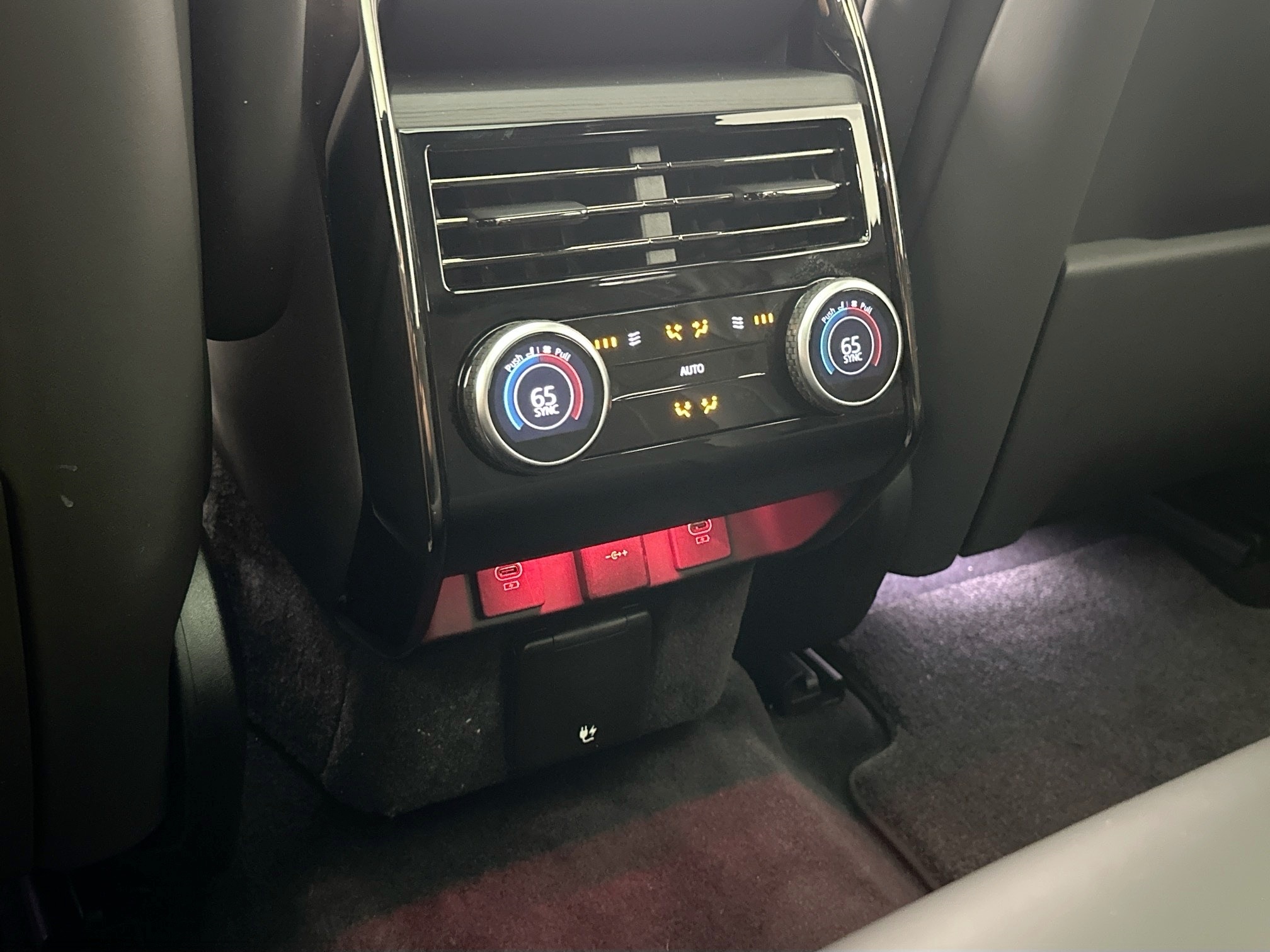 used 2023 Land Rover Range Rover Sport car, priced at $72,995