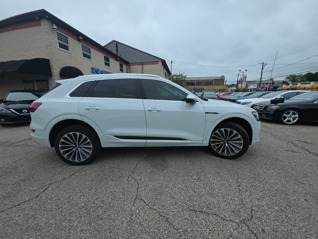 used 2022 Audi e-tron car, priced at $25,595