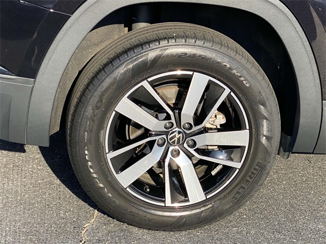 used 2021 Volkswagen Atlas car, priced at $26,138