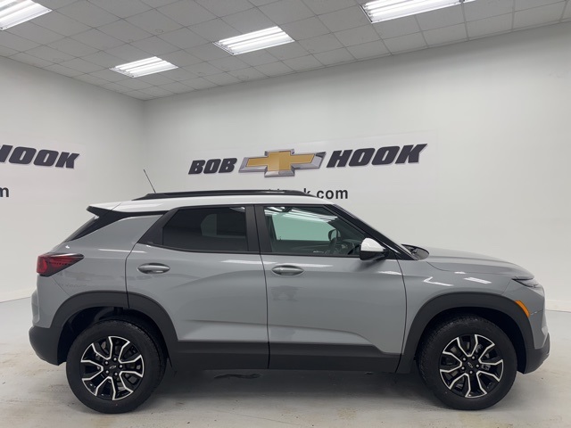 new 2026 Chevrolet TrailBlazer car, priced at $29,999