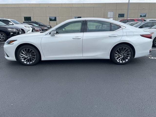 used 2024 Lexus ES car, priced at $49,940