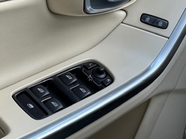 used 2015 Volvo S60 car, priced at $8,997