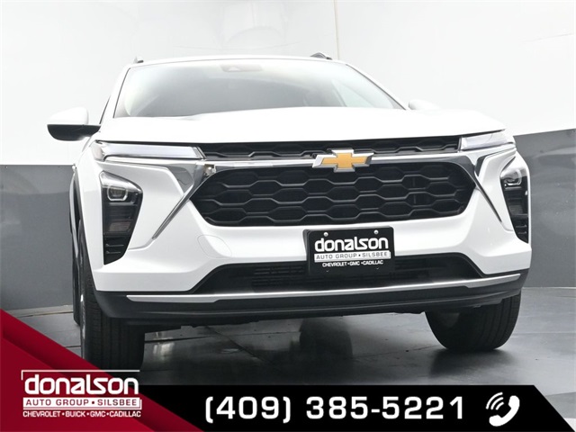 new 2026 Chevrolet Trax car, priced at $25,090