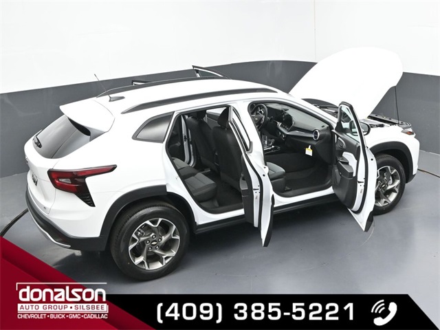 new 2026 Chevrolet Trax car, priced at $25,090