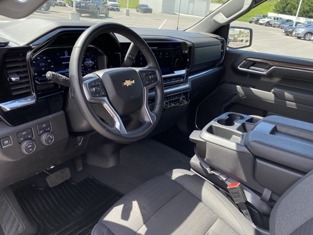 used 2025 Chevrolet Silverado 1500 car, priced at $45,088