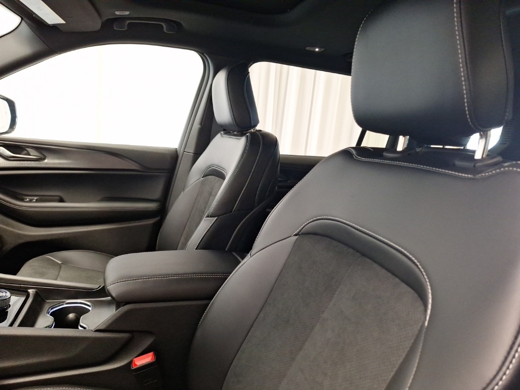 new 2025 Jeep Grand Cherokee L car, priced at $47,875