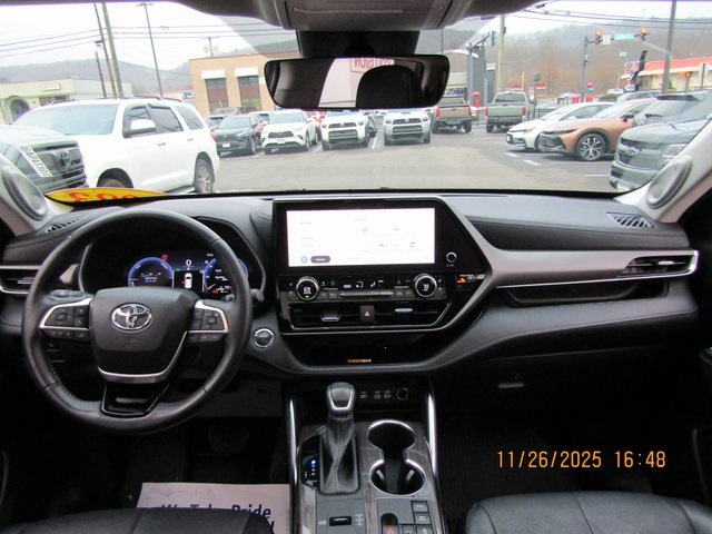 used 2023 Toyota Highlander Hybrid car, priced at $46,499