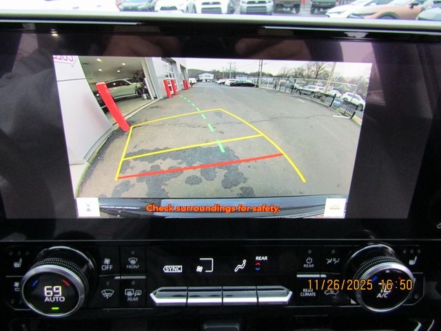 used 2023 Toyota Highlander Hybrid car, priced at $46,499