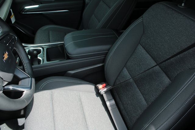 new 2025 Chevrolet Traverse car, priced at $46,430