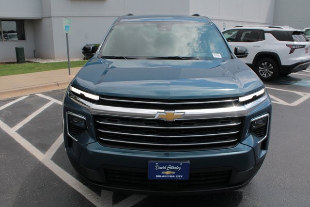 new 2025 Chevrolet Traverse car, priced at $46,430