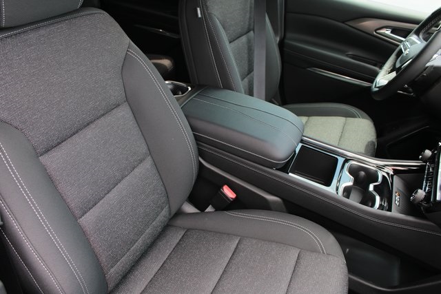 new 2025 Chevrolet Traverse car, priced at $46,430