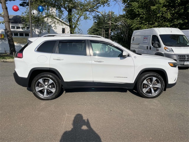 used 2019 Jeep Cherokee car, priced at $15,854