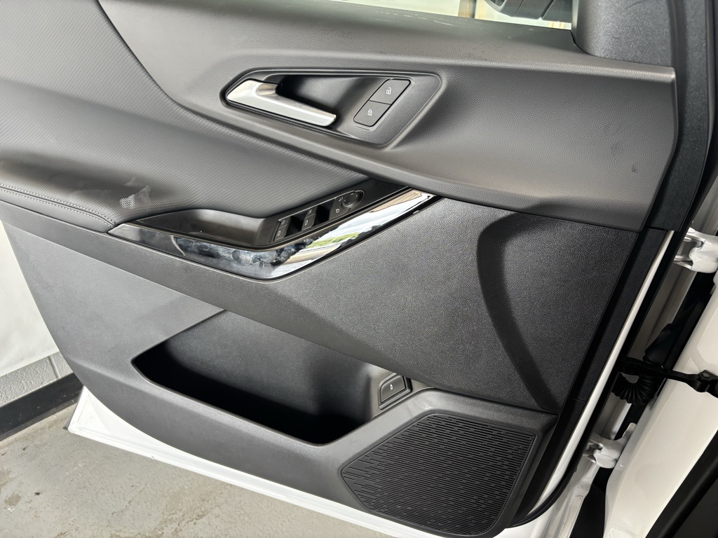 new 2026 Chevrolet Equinox car, priced at $33,838