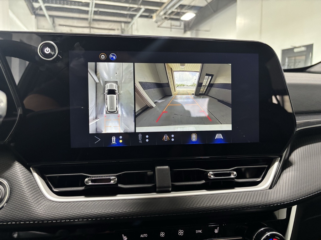 new 2026 Chevrolet Equinox car, priced at $33,838
