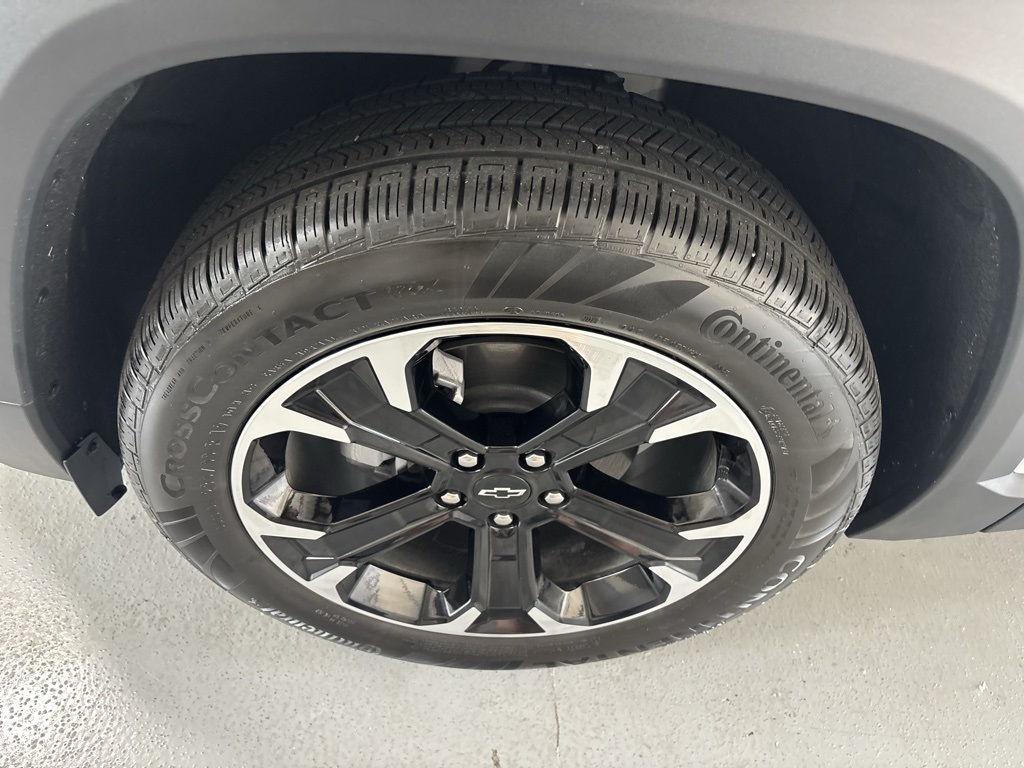 new 2026 Chevrolet Equinox car, priced at $33,838