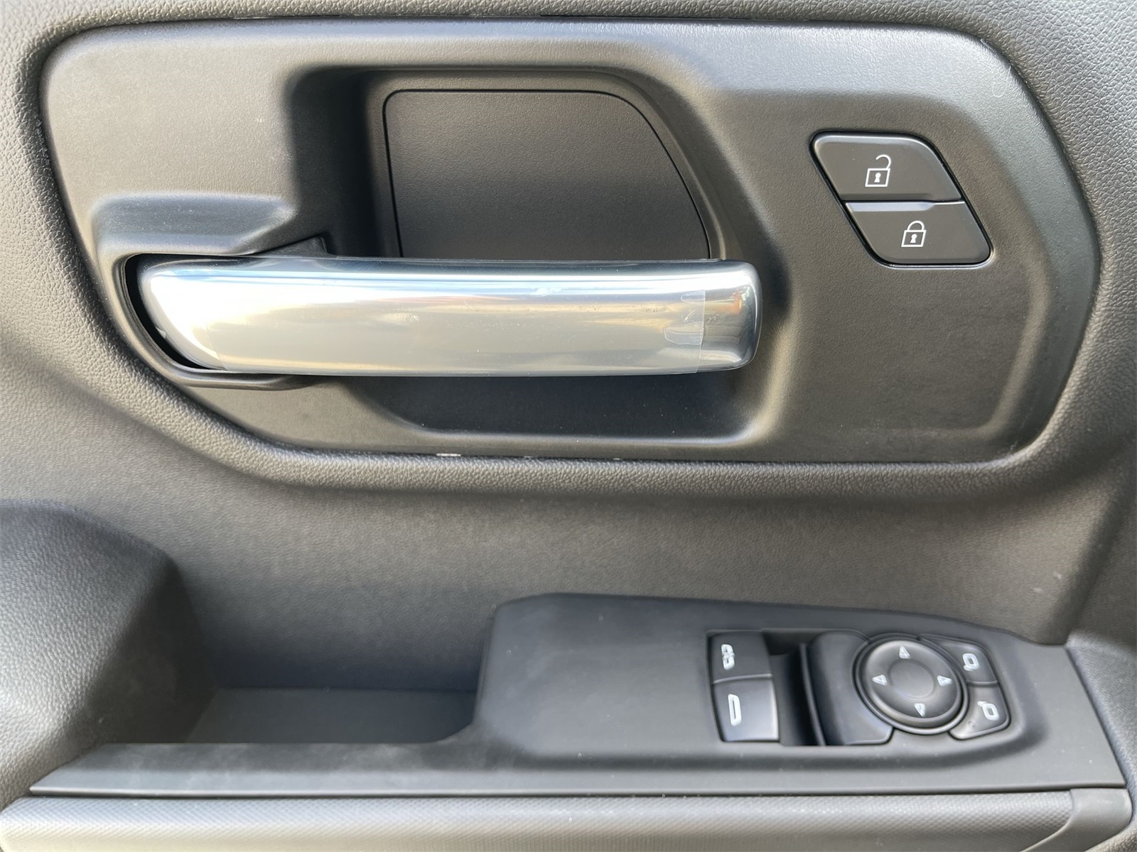 new 2026 Chevrolet Silverado 1500 car, priced at $43,400