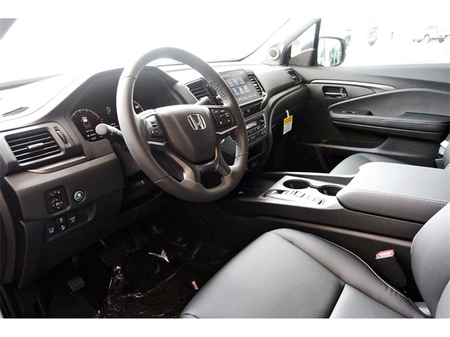 new 2025 Honda Ridgeline car, priced at $44,885