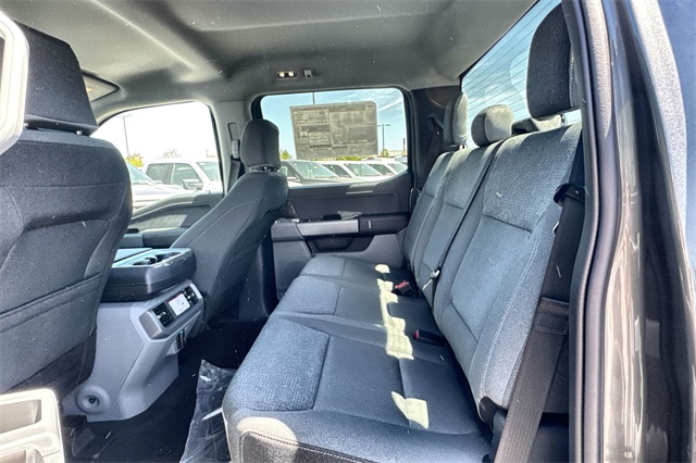new 2025 Ford F-150 Lightning car, priced at $61,377