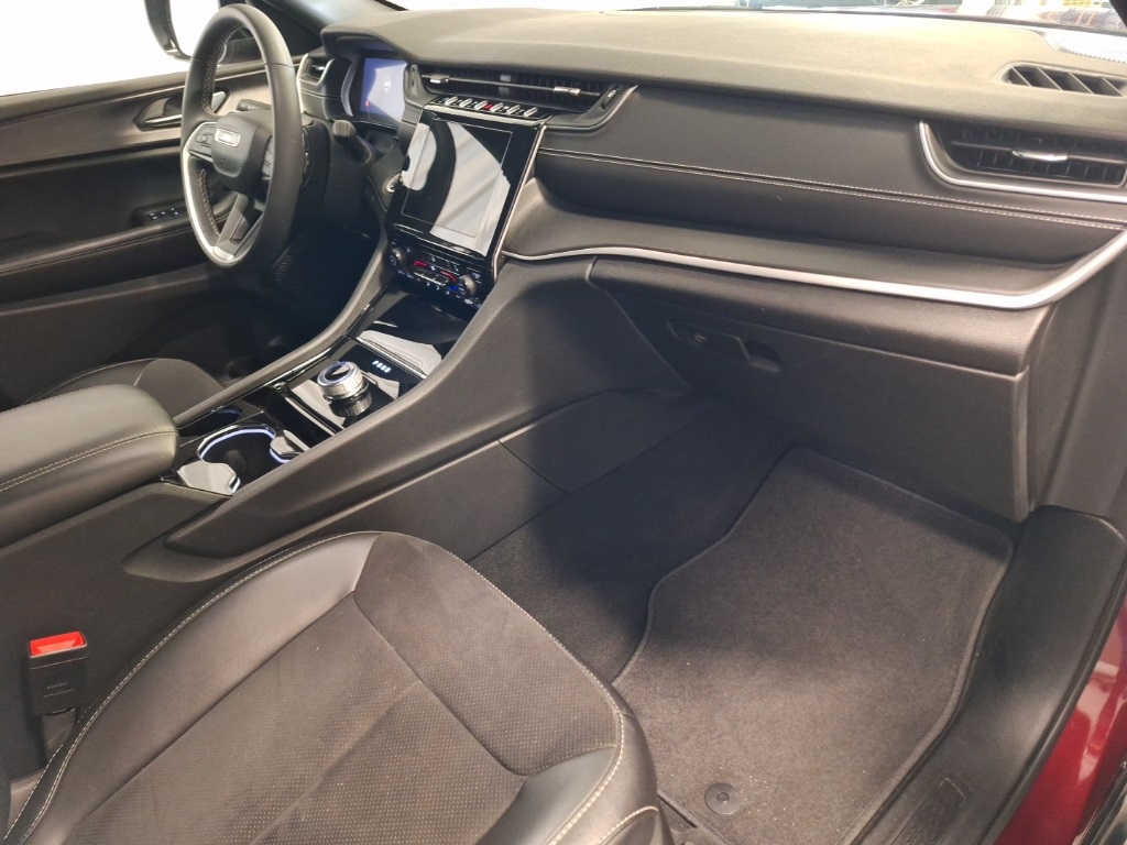 used 2023 Jeep Grand Cherokee car, priced at $31,800