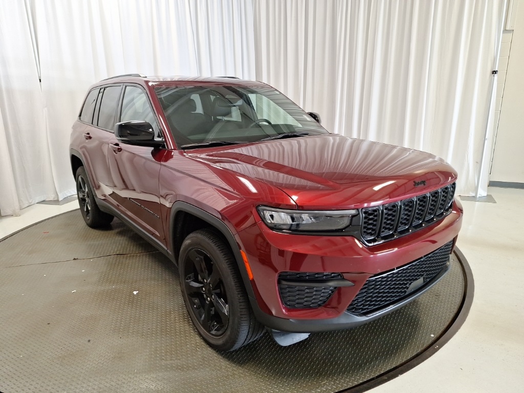used 2023 Jeep Grand Cherokee car, priced at $31,800