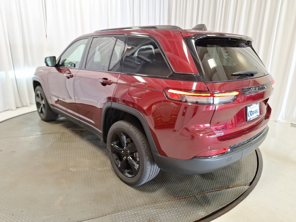 used 2023 Jeep Grand Cherokee car, priced at $31,800
