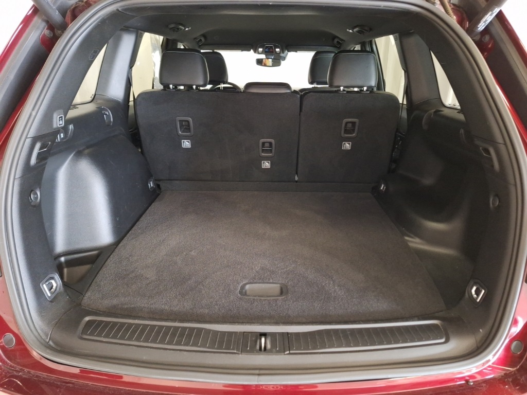used 2023 Jeep Grand Cherokee car, priced at $31,800