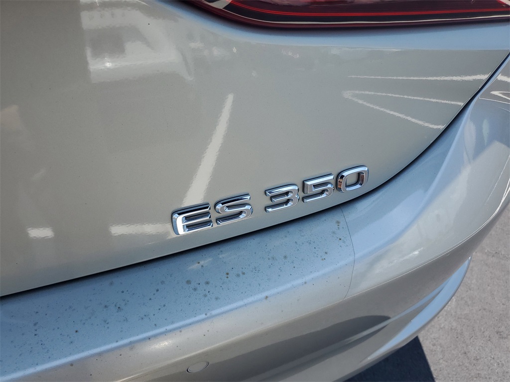 used 2022 Lexus ES car, priced at $35,998